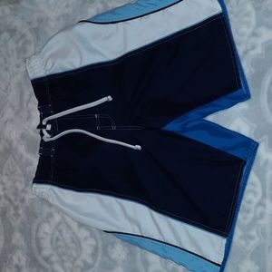Mens No Boundaries Swim Trunks. Size Medium.